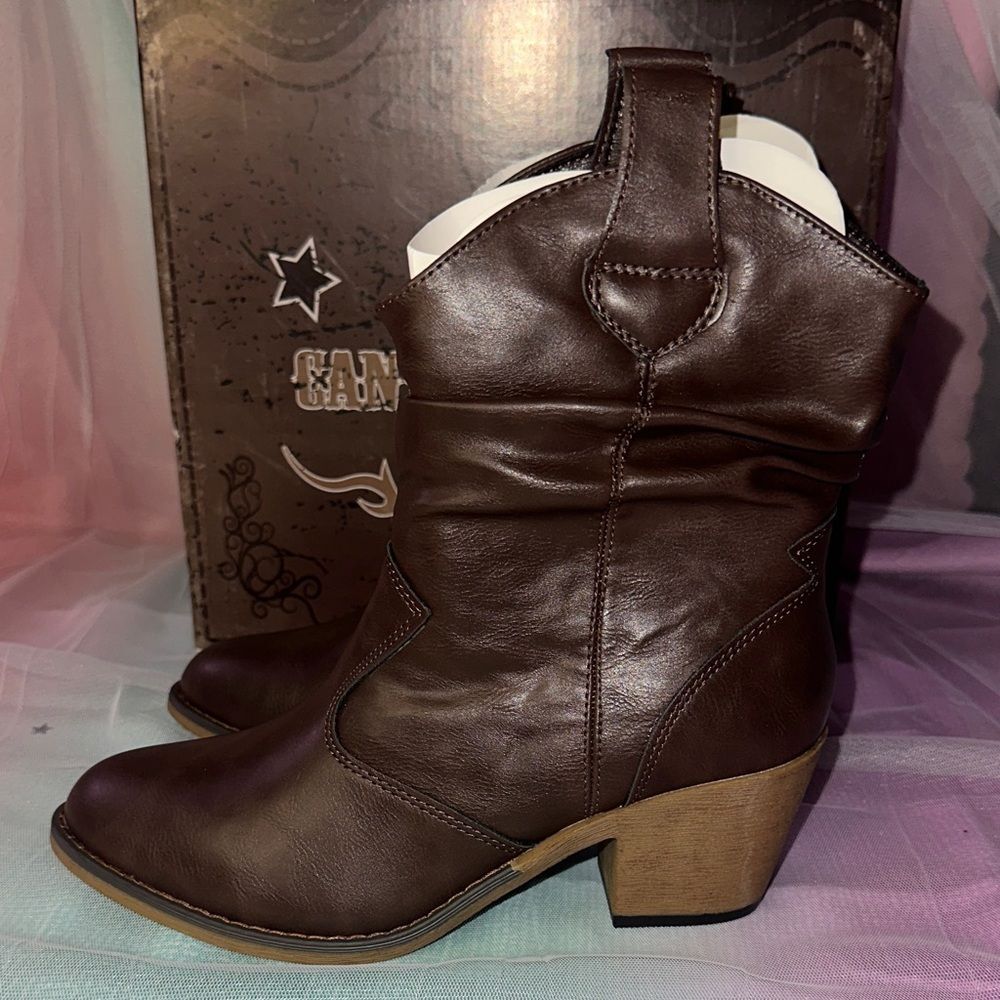 Canyon Trails Women's Brown Ankle Boots - Picture 7 of 9